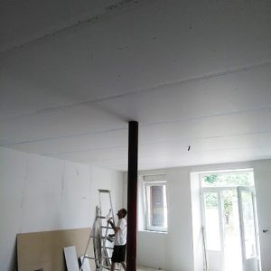 réalisation de l'isolation et du plafond d'un bureau à Citers